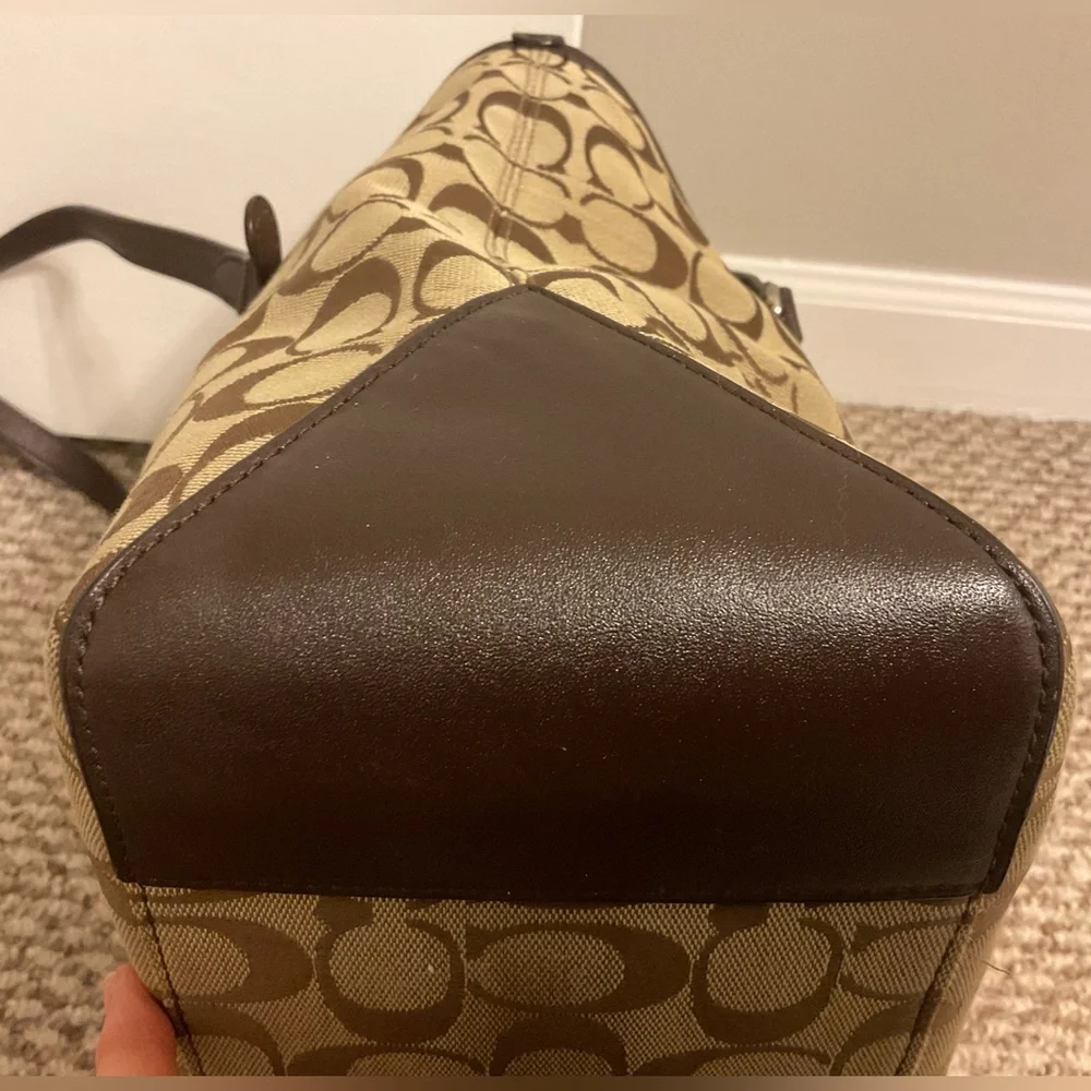 Coach vintage tote